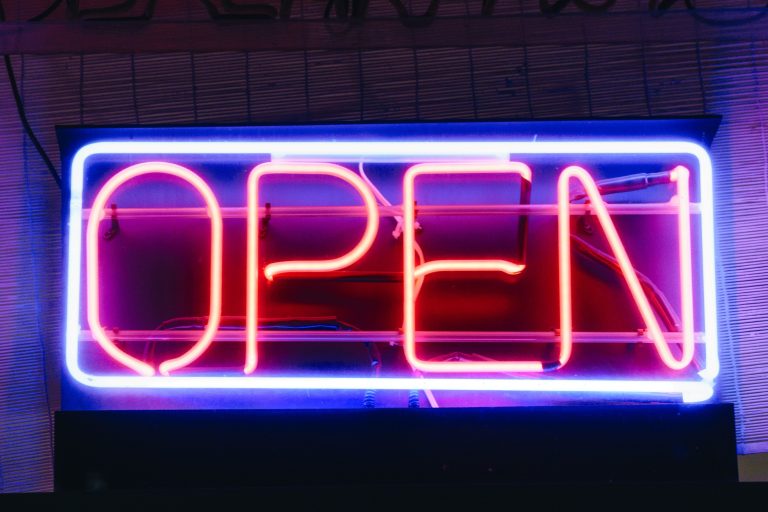classic online store shop sign